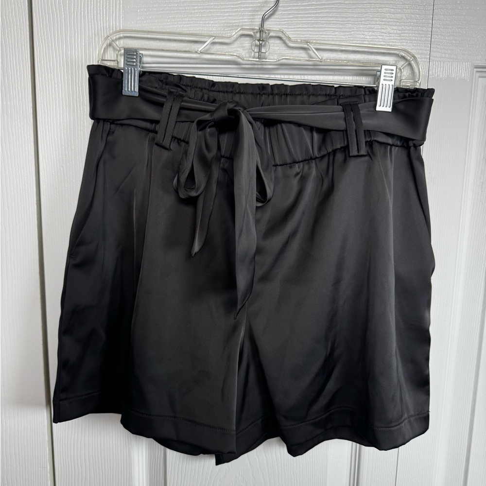 Joie dress shorts paper bag black satin with tie detail women's size 10 nwot